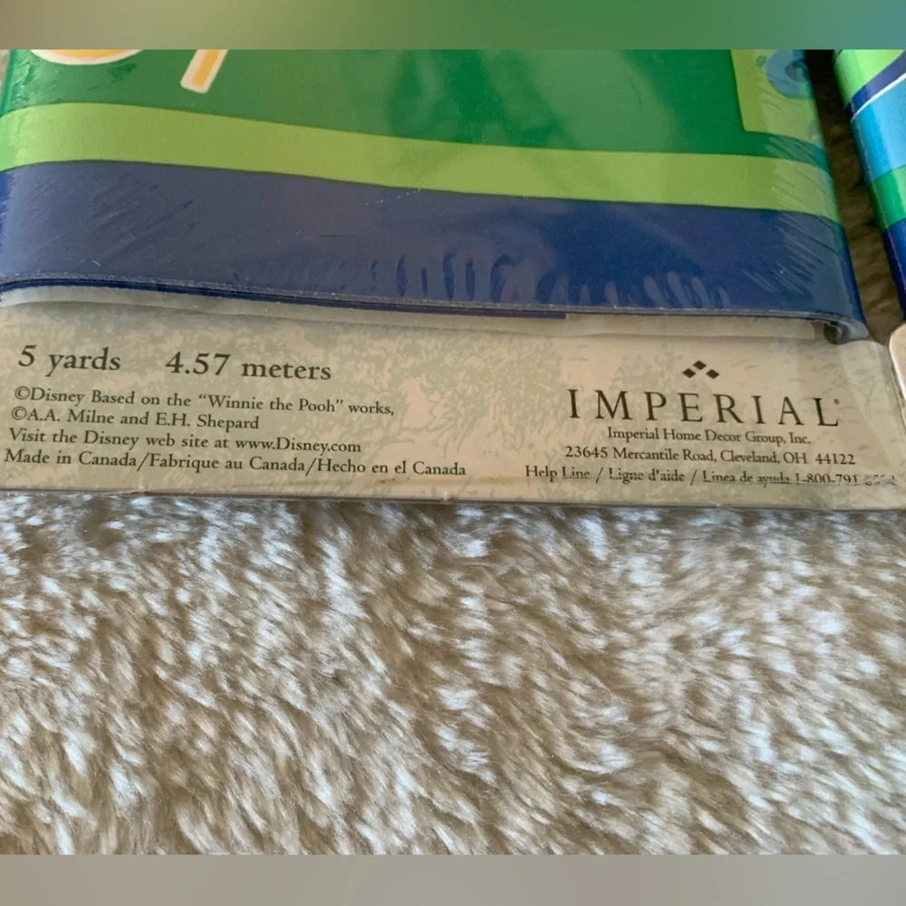 Winnie the Pooh Self Stick Border